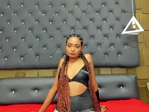 Snapshot of YurisaArisa chatting on November 27, 4:31 pm YurisaArisa online show from November 27, 4:31 pm