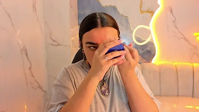 Vany Lu Tx online show from December 3, 1:53 pm