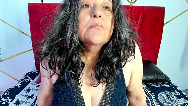 Victoriaa Anderson online show from December 19, 11:34 pm