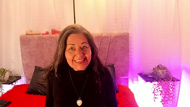 Victoriaa Anderson online show from June 5, 6:46 pm