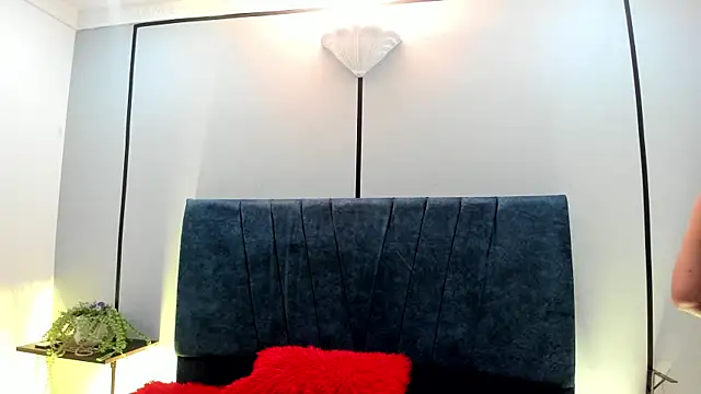 Snapshot of Victoriaa_Anderson chatting on July 23, 12:03 pm Victoriaa Anderson online show from July 23, 12:03 pm