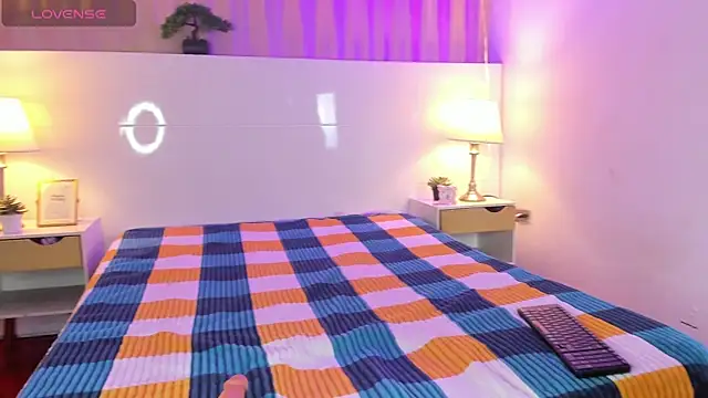 Snapshot of Diego_stone chatting on November 24, 12:49 pm Diego stone online show from November 24, 12:49 pm