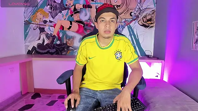 Snapshot of Diego_stone chatting on November 25, 12:16 pm Diego stone online show from November 25, 12:16 pm