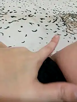 Lucu  online show from November 21, 3:00 pm