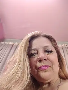 karlaanqui1 online show from June 20, 11:57 am