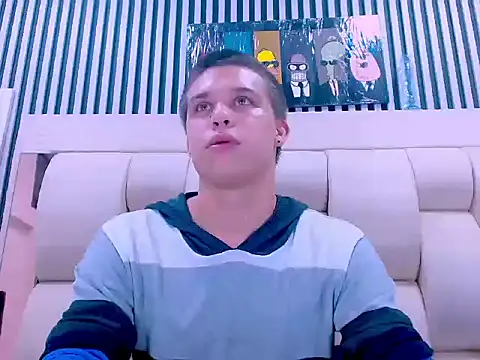 Liam York  online show from December 4, 5:17 am