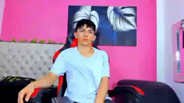 Snapshot of ElanGiraldo chatting on November 12, 10:41 pm ElanGiraldo online show from November 12, 10:41 pm