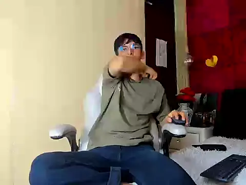 ElanGiraldo online show from February 28, 10:44 pm