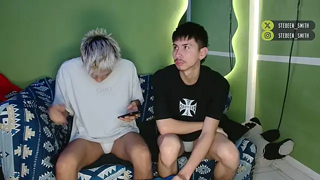 Snapshot of Kurt_williams1 chatting on February 21, 12:17 pm Kurt williams1 online show from February 21, 12:17 pm