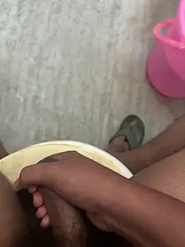 Snapshot of harshareddy2003 chatting on March 29, 5:07 am harshareddy2003 online show from March 29, 5:07 am