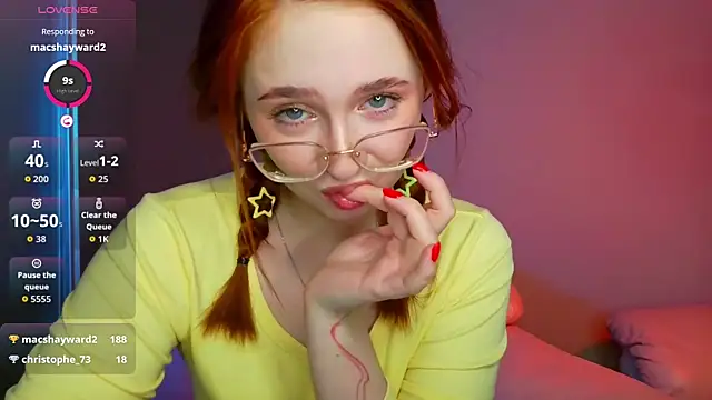 Erica Nelson online show from March 27, 1:44 am