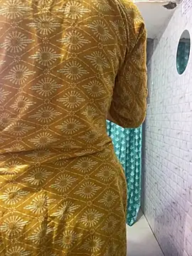 Red Queen 11 online show from January 13, 3:01 am