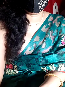 HotGirl23231 online show from June 18, 7:07 pm