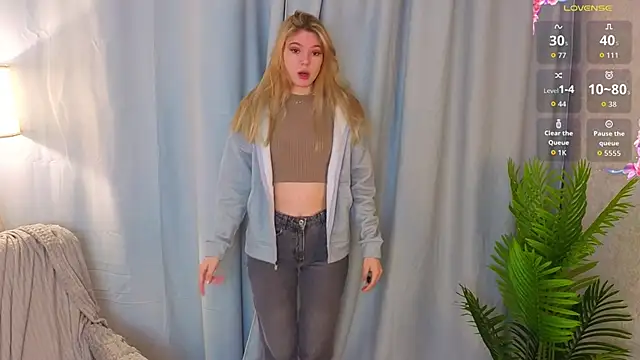 ToyaBosques online show from November 22, 3:05 am