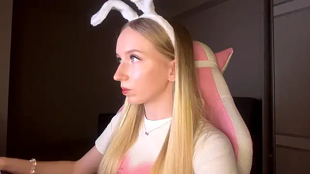 Snapshot of LaceDream chatting on November 26, 5:03 pm LaceDream online show from November 26, 5:03 pm