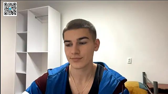 Snapshot of _BarePulse chatting on November 22, 7:35 pm BarePulse online show from November 22, 7:35 pm