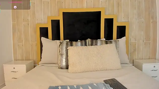 sofiaivanova online show from November 15, 3:26 am