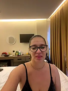 Milana8263 online show from December 15, 6:50 am