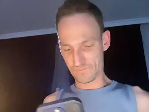 Hotcrazy235 online show from November 12, 11:36 pm