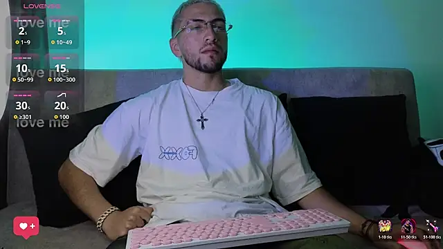 AresMassimoX online show from July 25, 11:46 pm