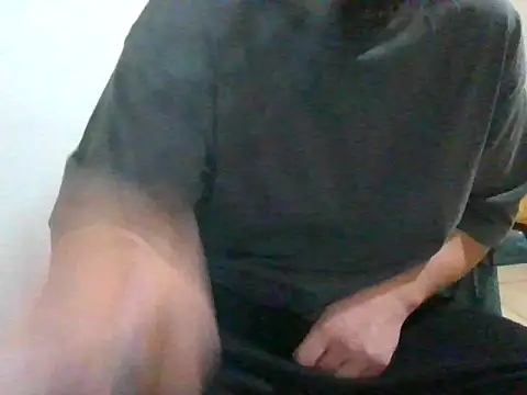 Snapshot of Malessere1922 chatting on November 27, 7:38 pm Malessere1922 online show from November 27, 7:38 pm