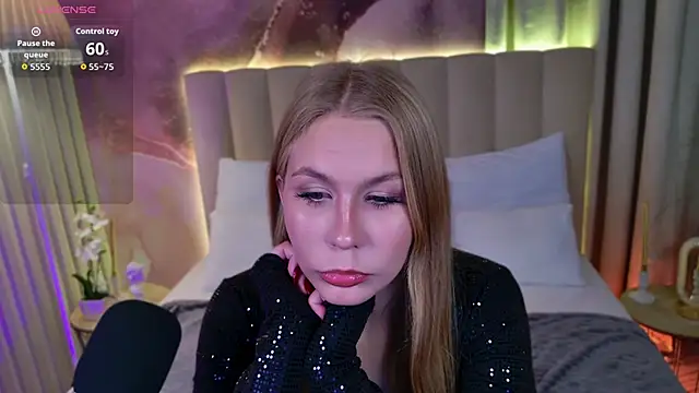 Rosa Evans online show from November 16, 6:35 pm