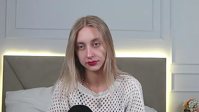 RachaelCute online show from February 6, 4:39 am