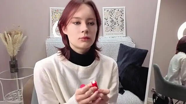 Snapshot of Annie_Way chatting on November 12, 7:31 am Annie Way online show from November 12, 7:31 am