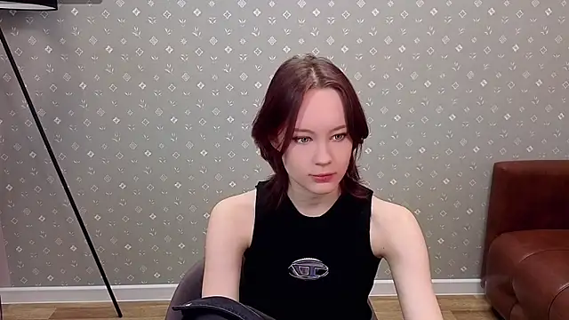 Snapshot of Annie_Way chatting on November 25, 7:41 am Annie Way online show from November 25, 7:41 am