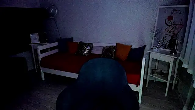 Annie Way online show from February 19, 1:40 pm