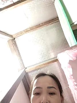 Feeling-hot online show from December 19, 2:57 pm