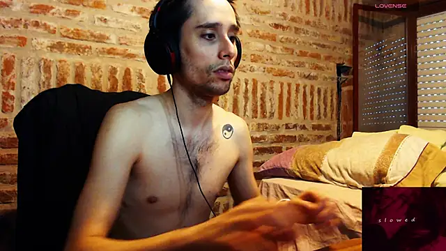 CaramelToy online show from March 17, 7:50 pm