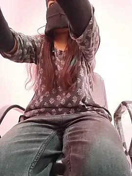 Iamyourdarling online show from November 20, 5:29 am