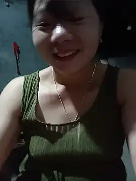 Snapshot of vangkt-cute chatting on July 5, 9:11 pm vangkt-cute online show from July 5, 9:11 pm