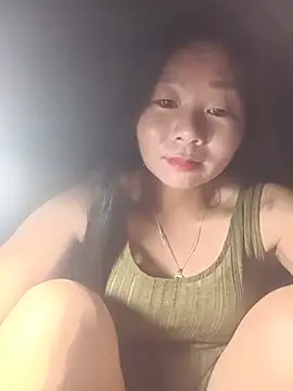 Snapshot of vangkt-cute chatting on July 14, 6:35 pm vangkt-cute online show from July 14, 6:35 pm