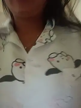 Snapshot of vangkt-cute chatting on July 25, 6:22 am vangkt-cute online show from July 25, 6:22 am