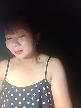 Snapshot of vangkt-cute chatting on July 28, 8:23 pm vangkt-cute online show from July 28, 8:23 pm