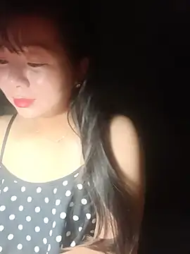 Snapshot of vangkt-cute chatting on July 28, 8:52 pm vangkt-cute online show from July 28, 8:52 pm