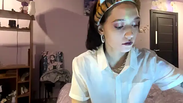 JamieRosten online show from November 25, 12:27 pm