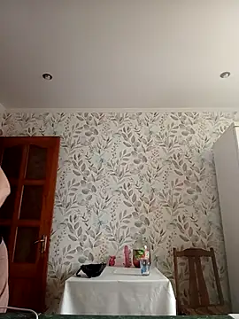 Moumy girl online show from November 12, 7:09 am