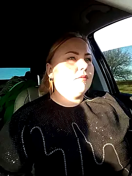 Moumy girl online show from November 24, 7:08 am