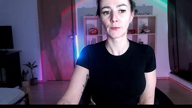 MissyDior8 online show from December 18, 7:58 am