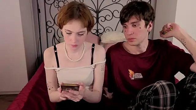 Danny loves Mary online show from May 13, 2:09 am