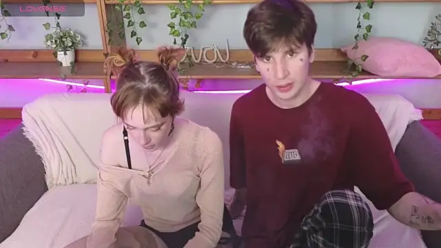 Danny loves Mary online show from May 15, 2:07 am