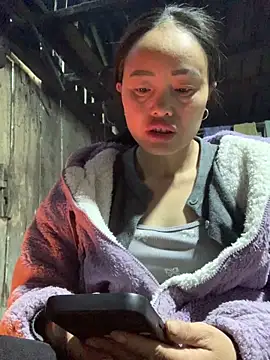 phuong cute online show from November 22, 1:04 am