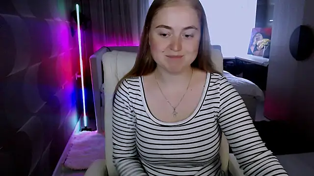 Kate Moan online show from June 28, 5:57 am