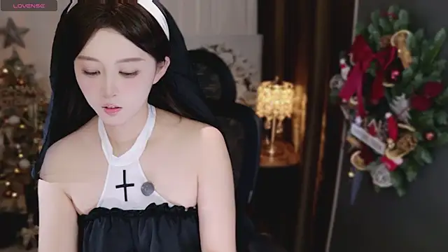 Snapshot of Honey-wanning chatting on November 30, 12:09 pm Honey-wanning online show from November 30, 12:09 pm