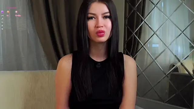 Snapshot of CoreenYorton chatting on February 22, 2:24 am CoreenYorton online show from February 22, 2:24 am