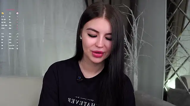 Snapshot of CoreenYorton chatting on March 10, 1:43 am CoreenYorton online show from March 10, 1:43 am