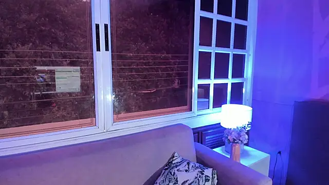 ReiAyanamy online show from January 9, 8:10 pm